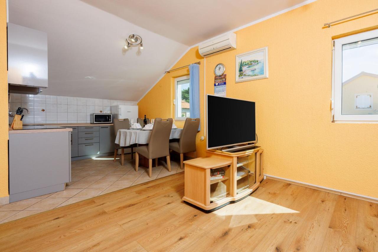 Apartment Davor Dramalj Luaran gambar